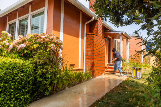Best Roof Pressure Washing  in Concordia, KS
